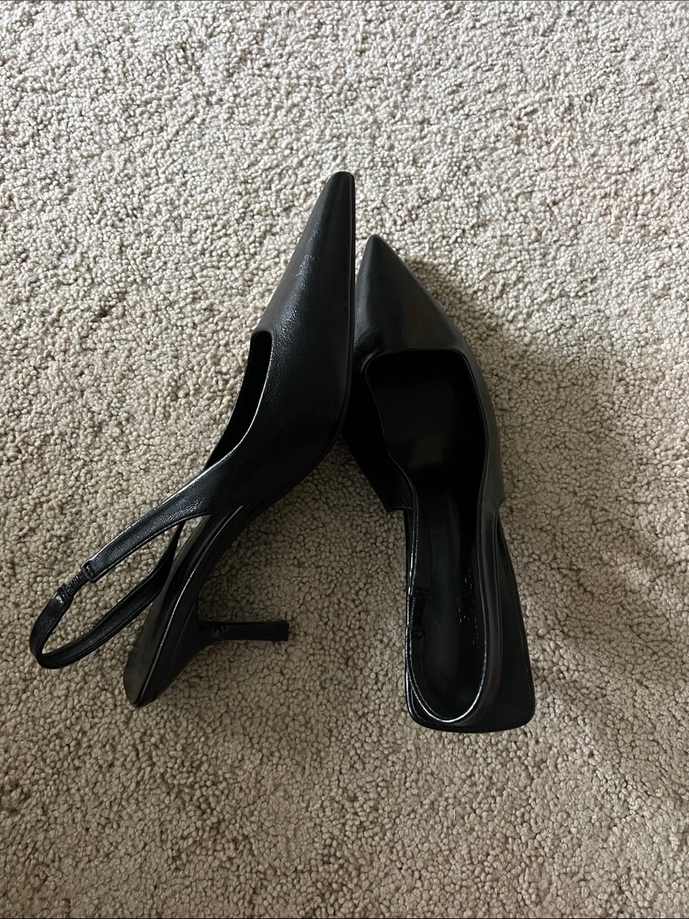 Kitten heel